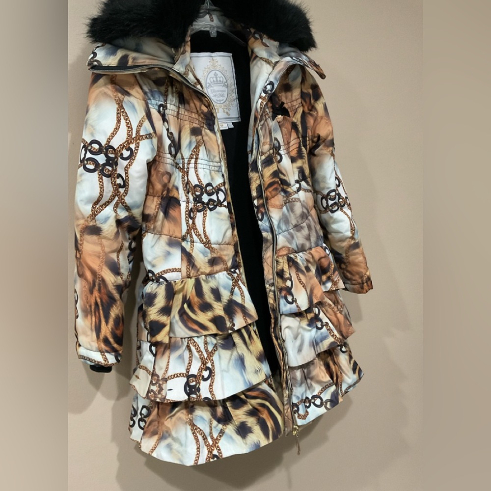 Chic Kids Puffer Jacket with Animal Print